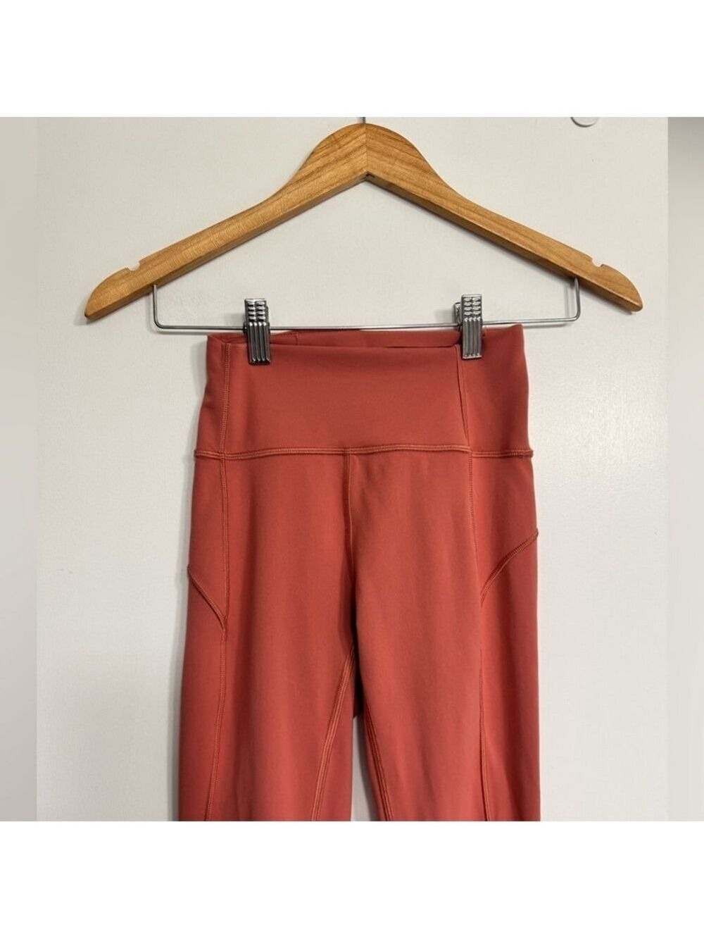 Lululemon In Movement Tight 25 Inch Everlux Rustic Coral Size 2 - Picture 6 of 10